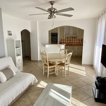 Les Locations Cinaureva "Les Iles D'Or" Apartment La Londe-les-Maures ภายนอก รูปภาพ