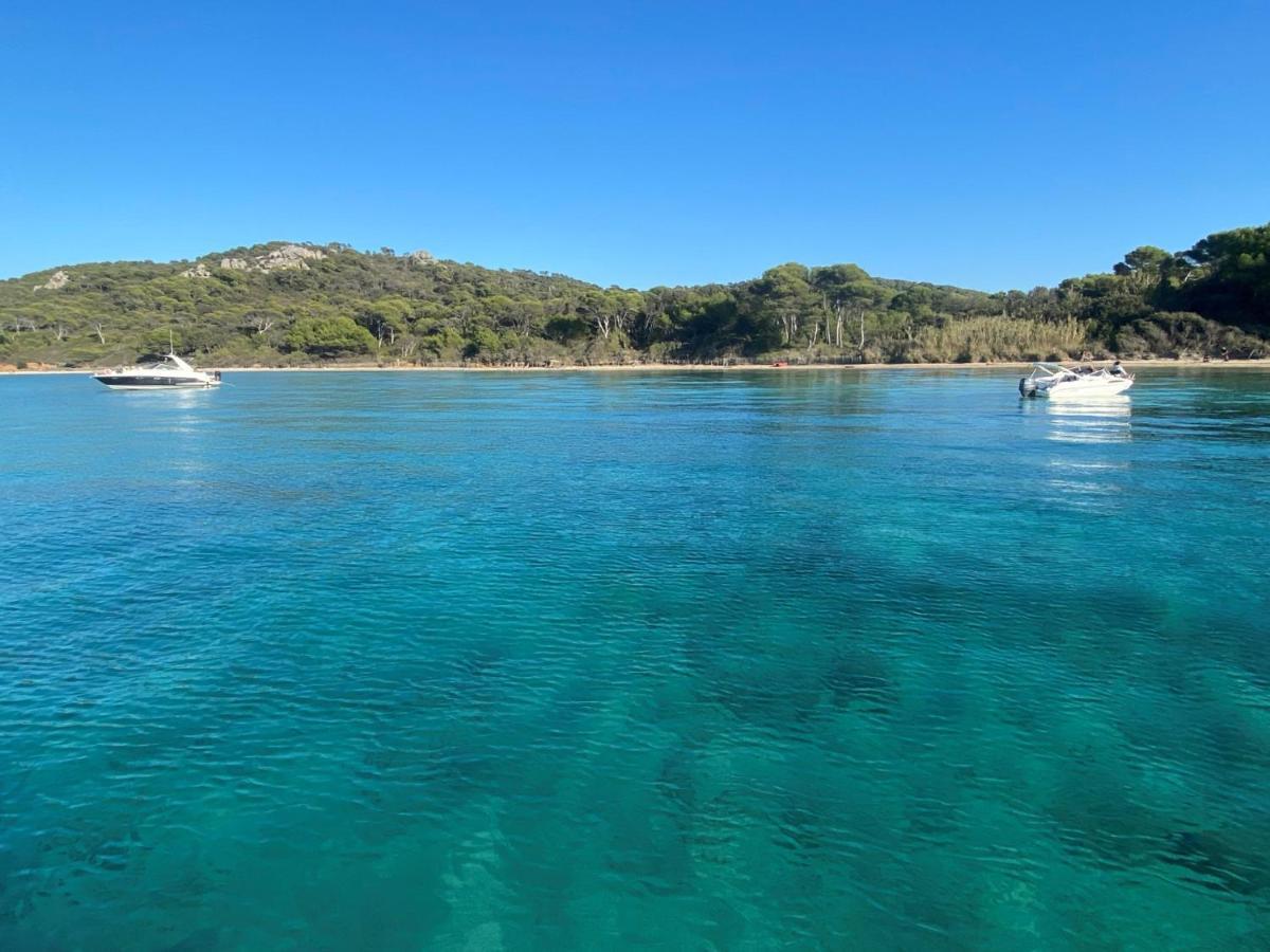 Les Locations Cinaureva "Les Iles D'Or" Apartment La Londe-les-Maures ภายนอก รูปภาพ
