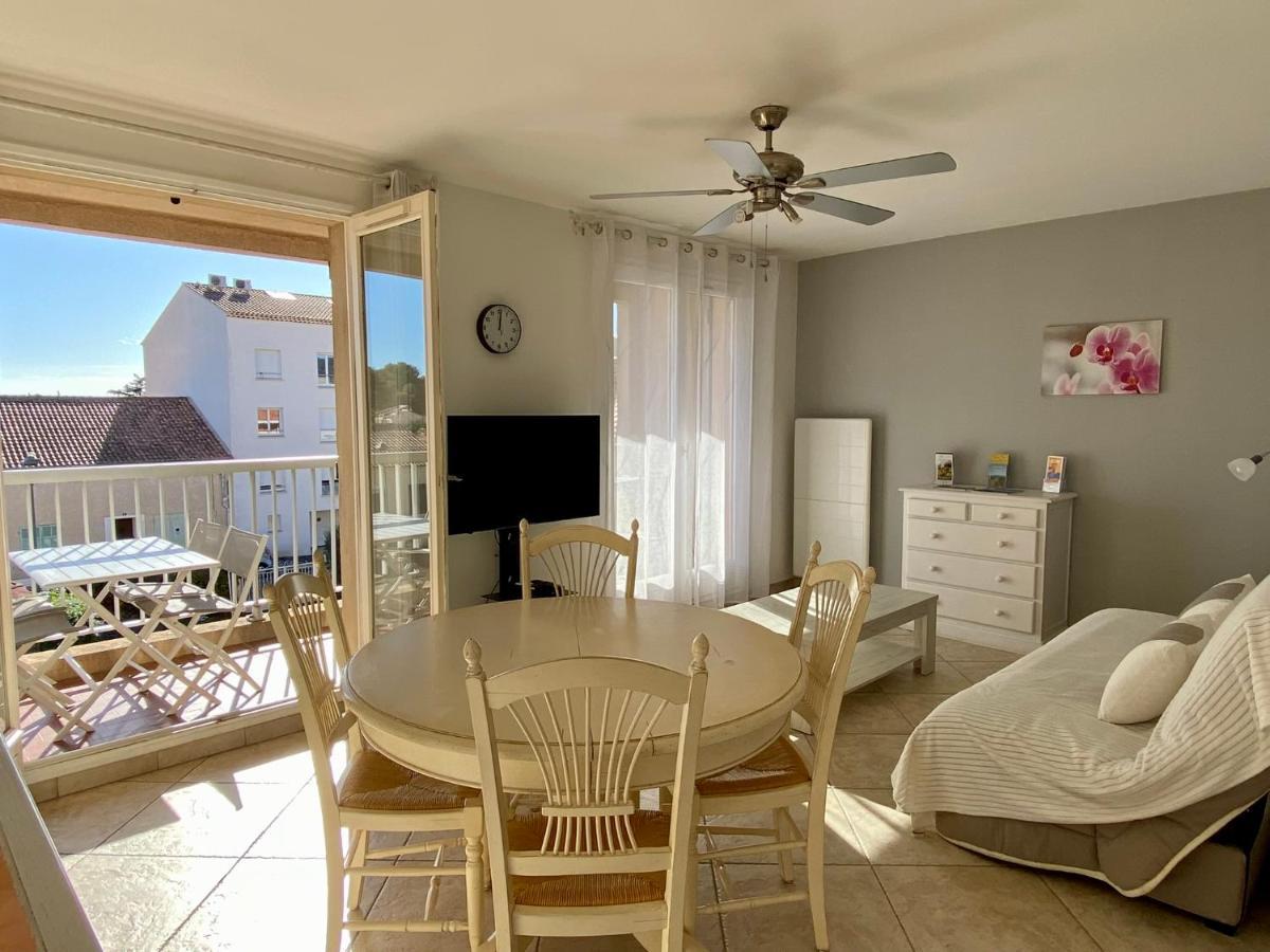 Les Locations Cinaureva "Les Iles D'Or" Apartment La Londe-les-Maures ภายนอก รูปภาพ